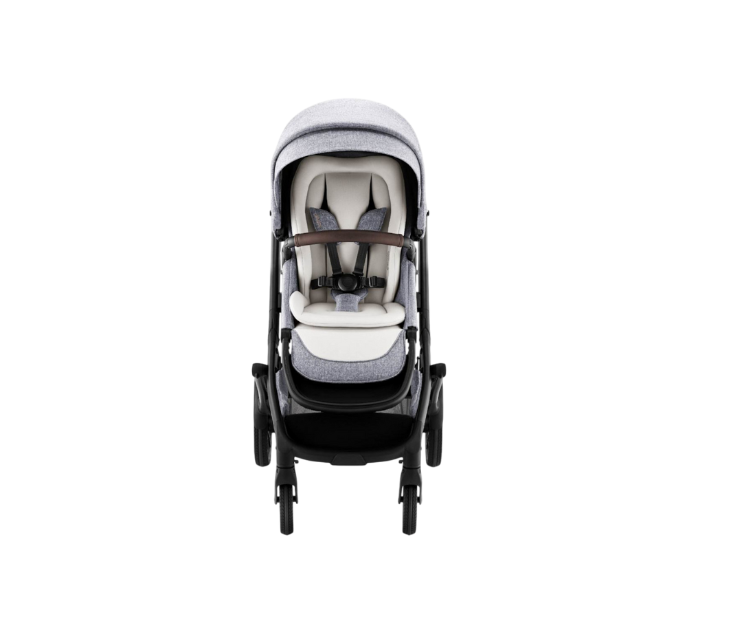 Coche De Lujo Tura | Pearl Römer